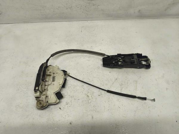 SERRURE DE PORTE AVANT GAUCHE SKODA - Vue 1